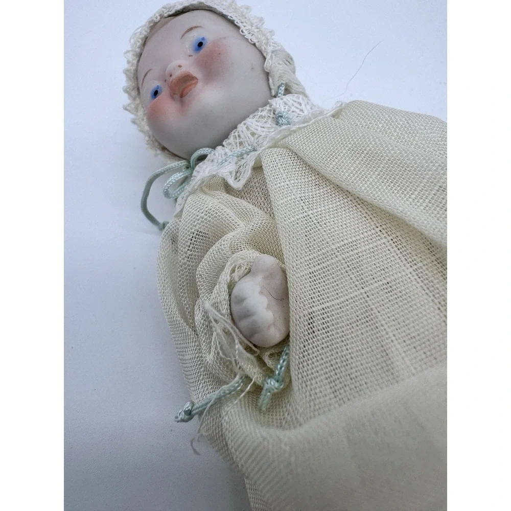Vintage Porcelain Bisque Newborn Baby Doll in an‎ Original Shackman Japan